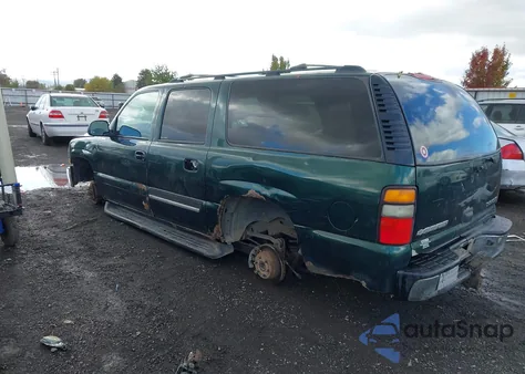 2004 Chevrolet Suburban 1500 Ls из США, поврежденный, VIN 3GNFK16Z64G266907